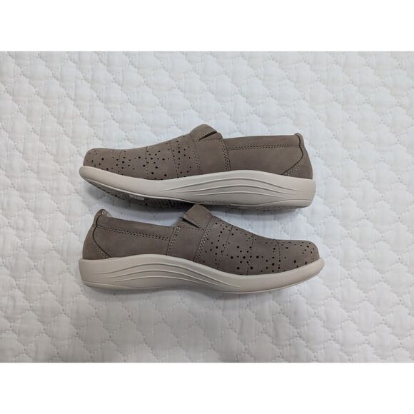 🥿 Revitalign Ridgeway Picasso Comfort Slip-On Shoes Fossil | Size 7D | NWT - Picture 3 of 14
